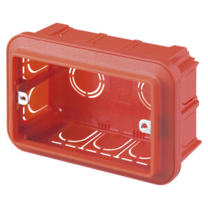 Doza aparat Gewiss, 3 module GW24403 - montaj sub tencuiala