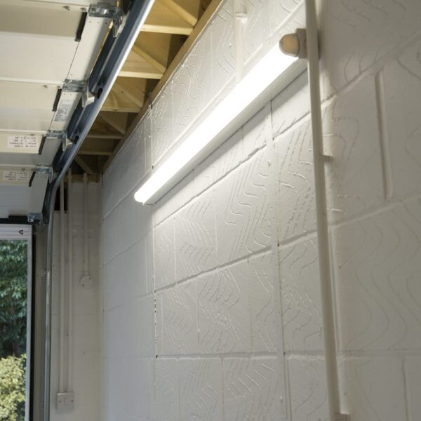 Tub LED Spin, model T8, 18W=36W, 6500K, lumina rece, 1800lm, 1198 mm, alimentare la un capat - imagine 2